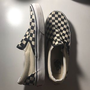 CHECKERED VANS